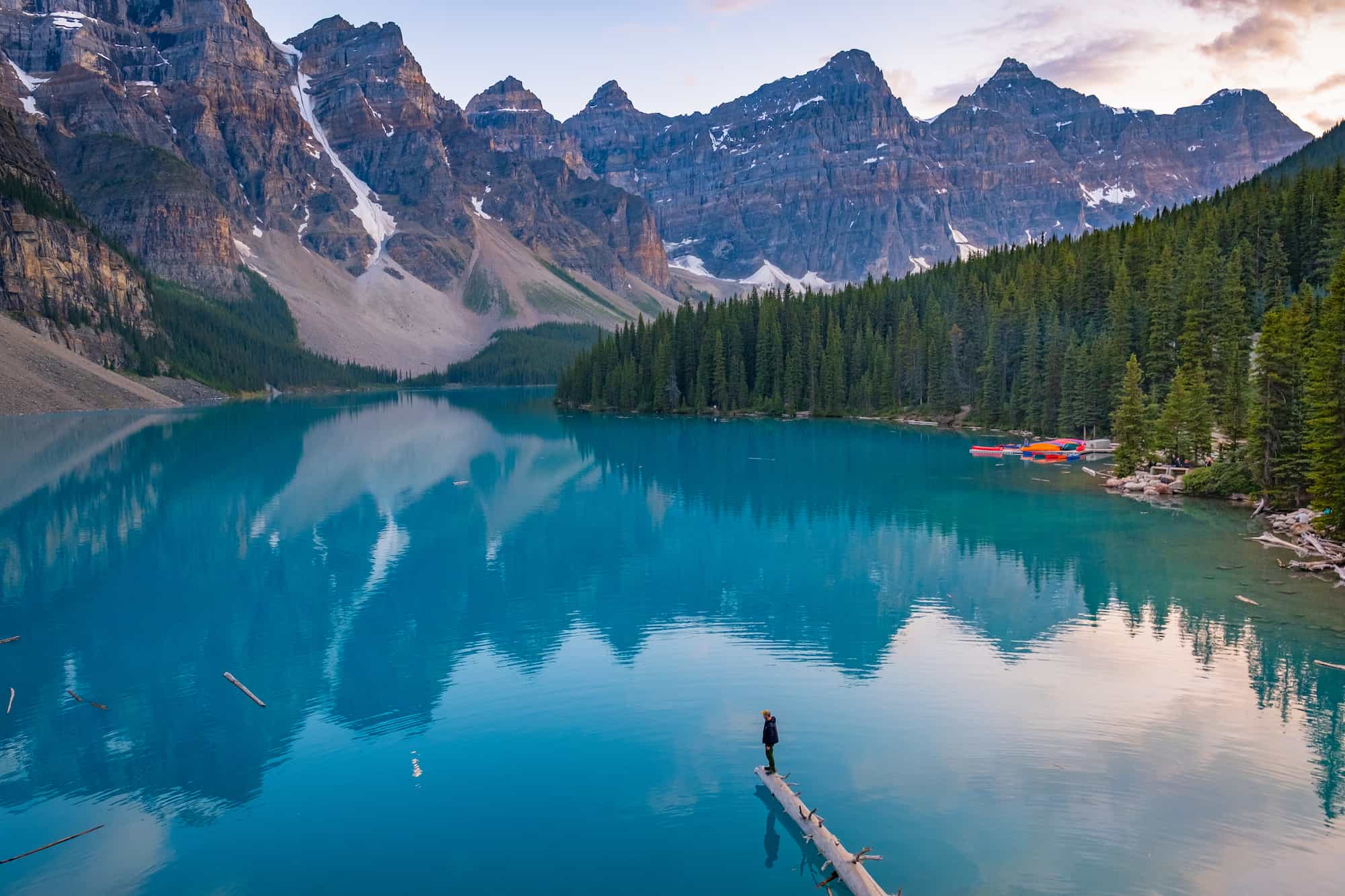 How to Get From Banff to Moraine Lake