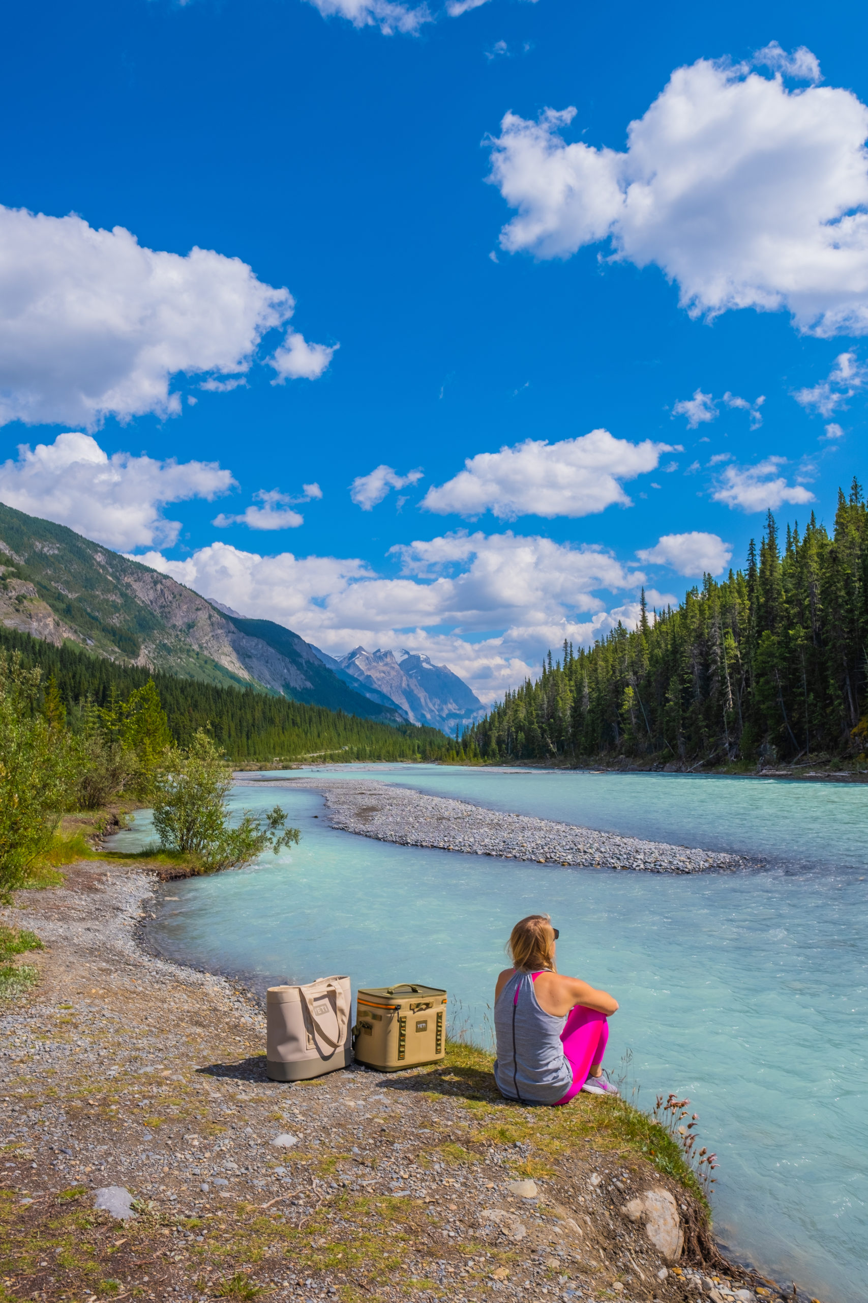 picnicking along the Icefields Parkway