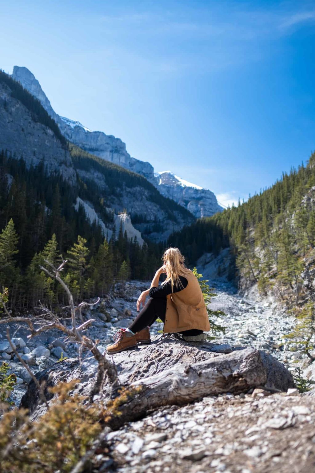 22 FUN Canmore Hikes and Trails from Easy to Hard