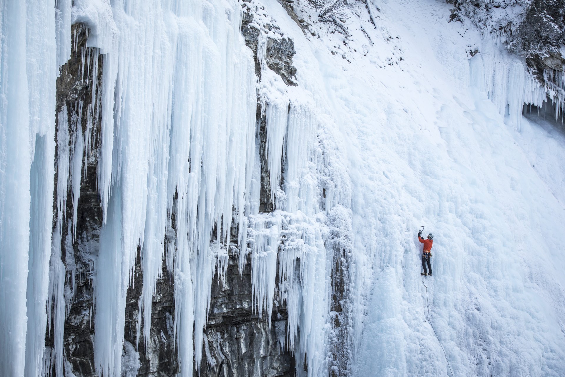 Ice Climber Johnston Canyon