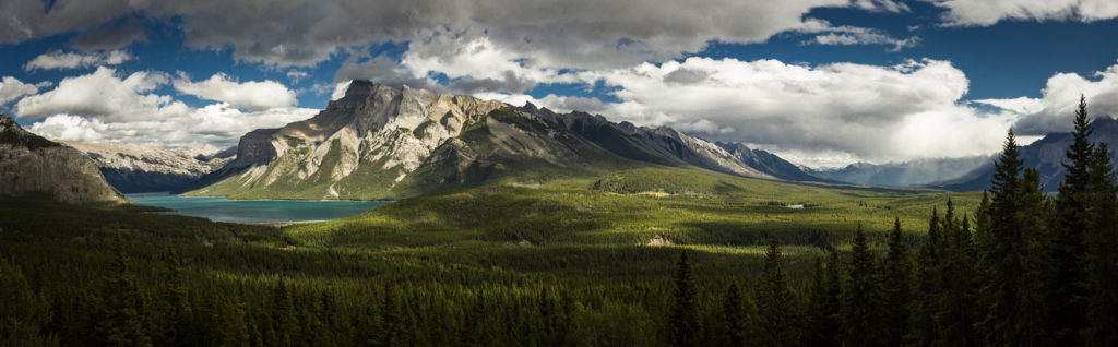Lake Minnewanka