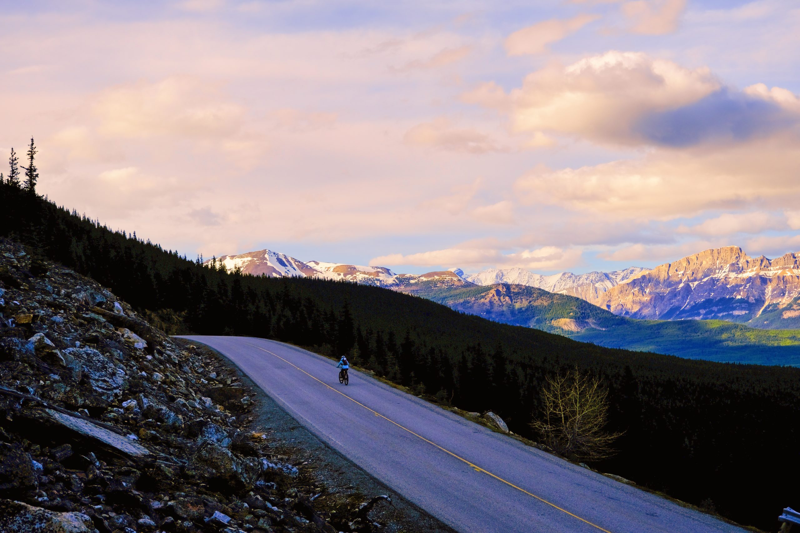 Biking the Moraine Lake Road