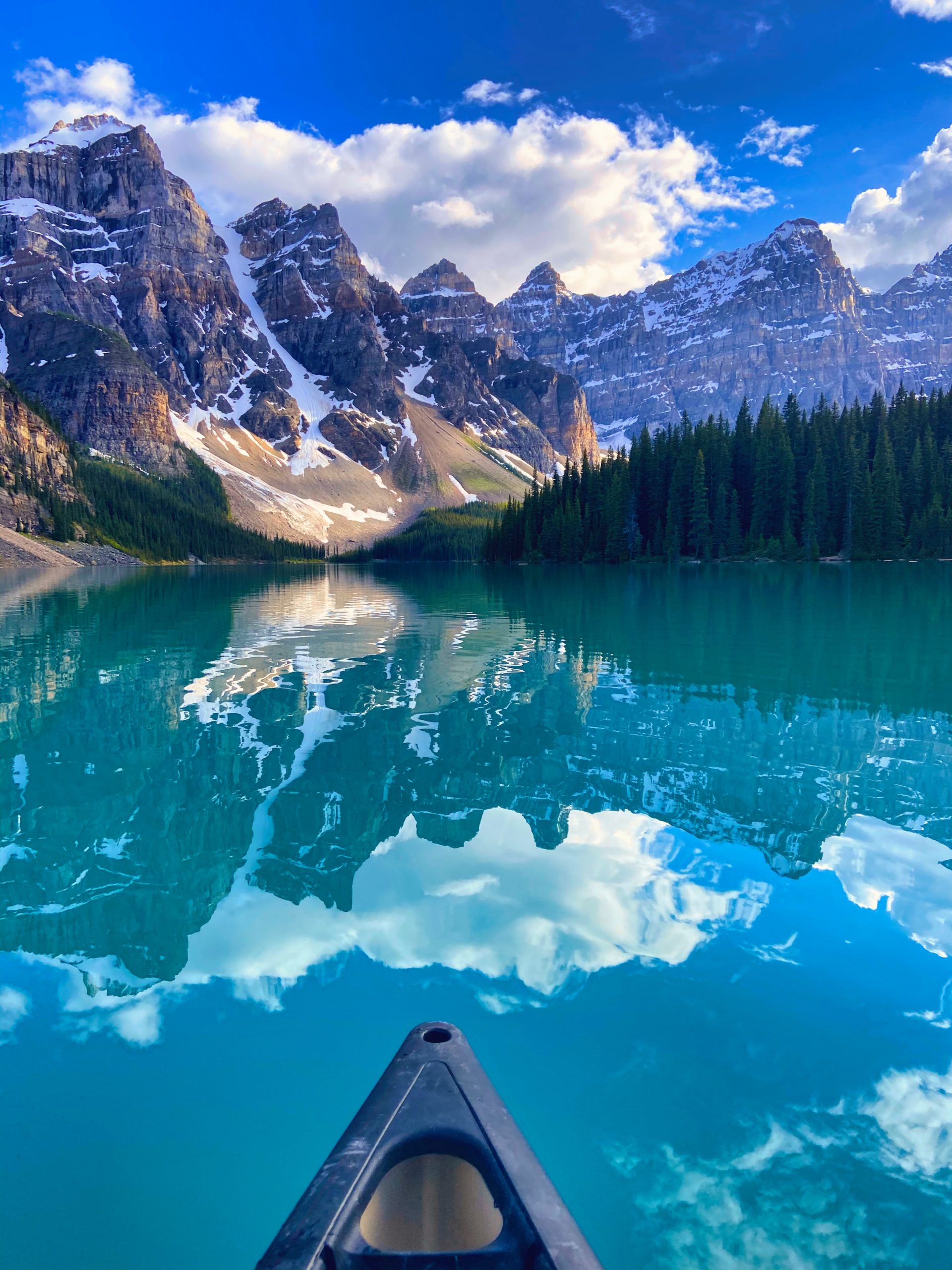 Moraine Lake Canoe Rental: Everything You NEED to Know