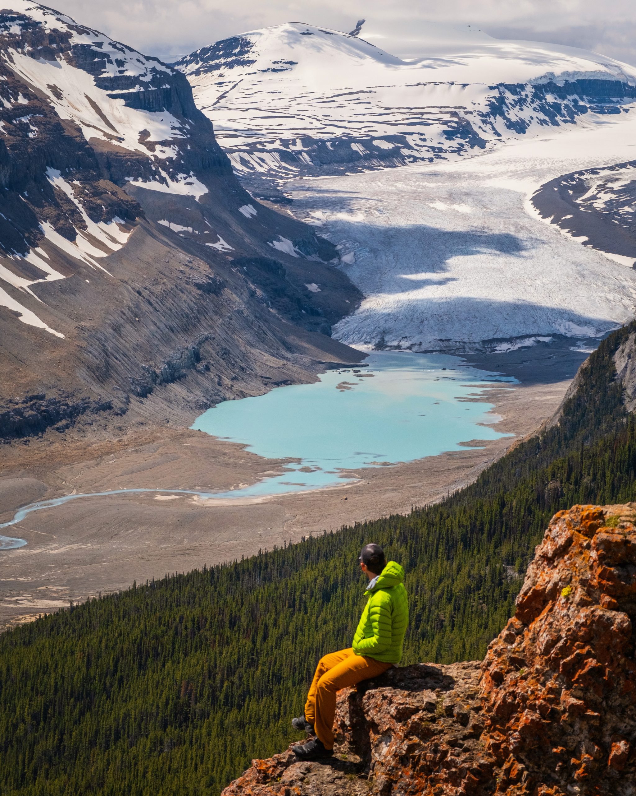 How to Hike Parker Ridge Trail On the Icefields Parkway - The Banff Blog