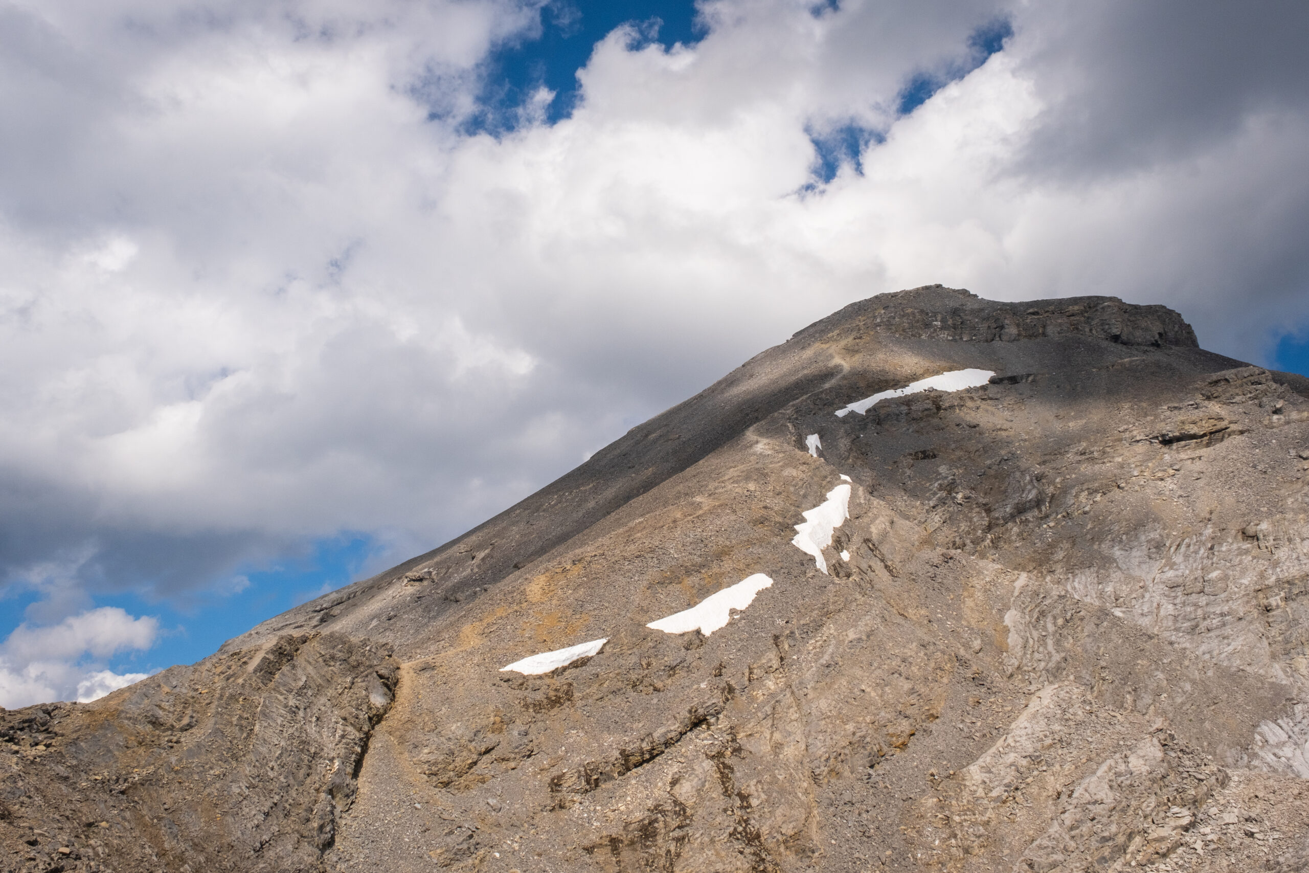 The final push to the Cascade summit