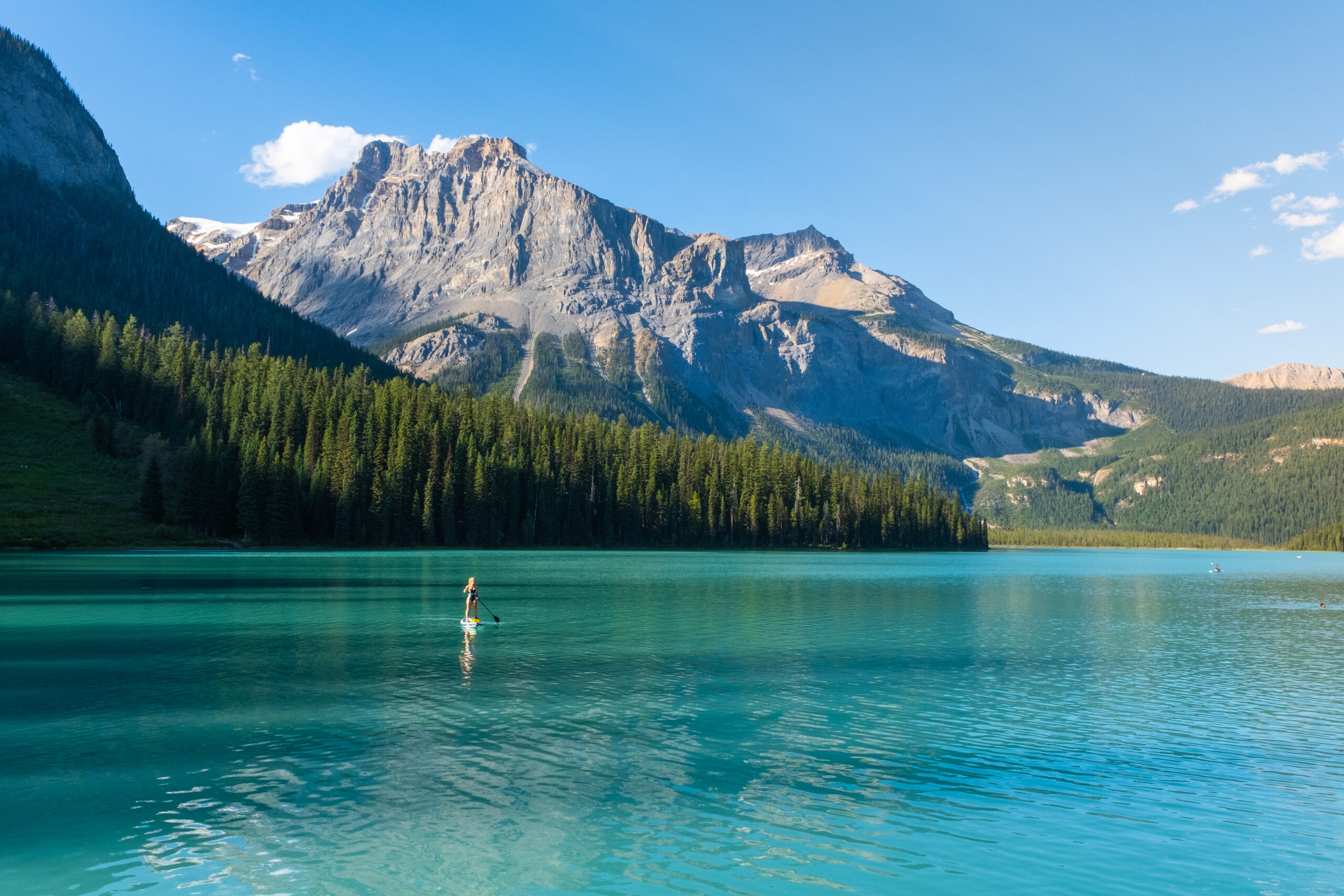 emerald lake in the summer