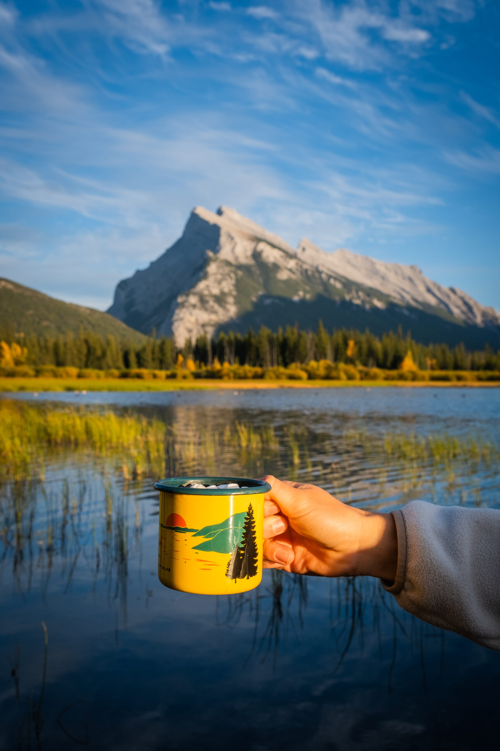 hot cocoa at Vermilion Lakes in October