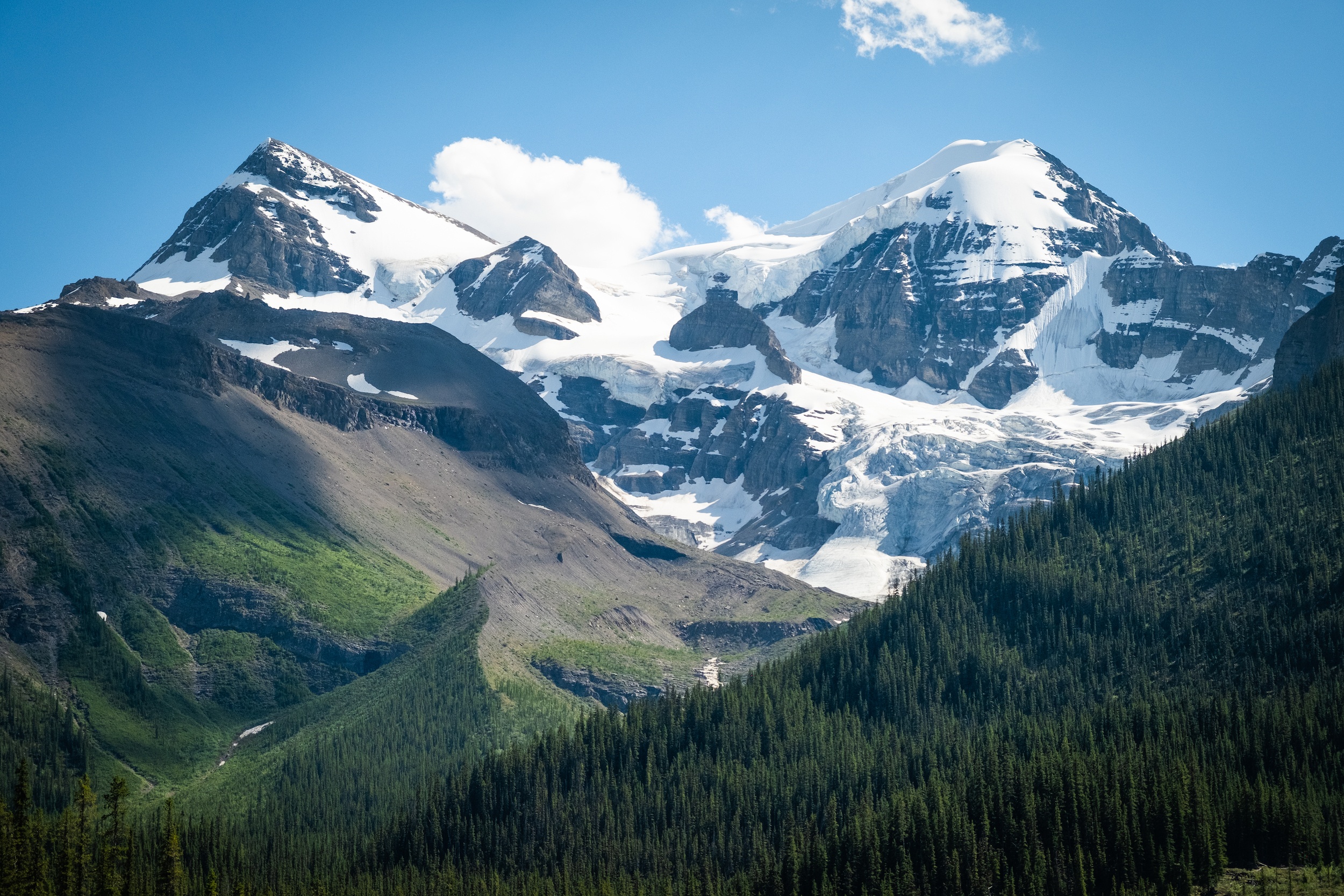 maligne lake cruise to spirit island