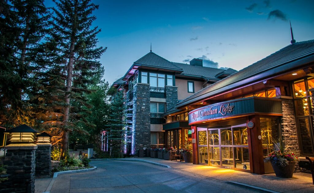 26 Best Hotels In Banff (Downtown Banff Hotels & Surrounding)