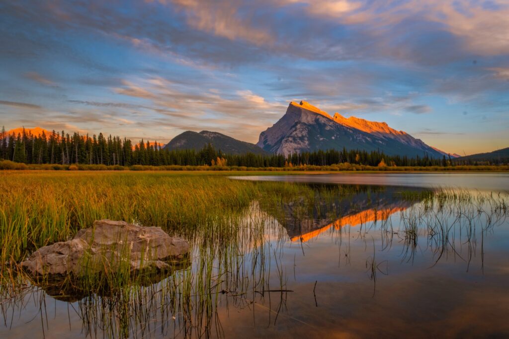 Vermilion Lakes • 6 Reasons You MUST Visit