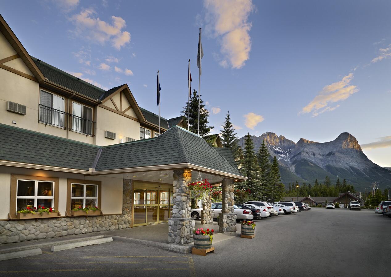 Coast Canmore Hotel & Conference Center Pet-Friendly Hotels in Canmore