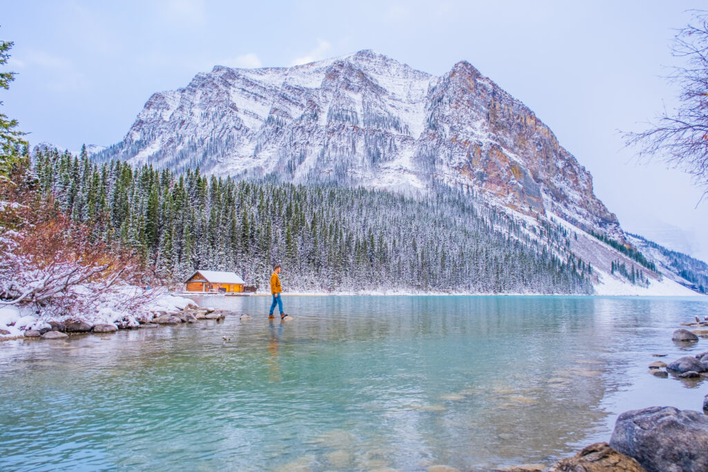 Lake Louise Hotels