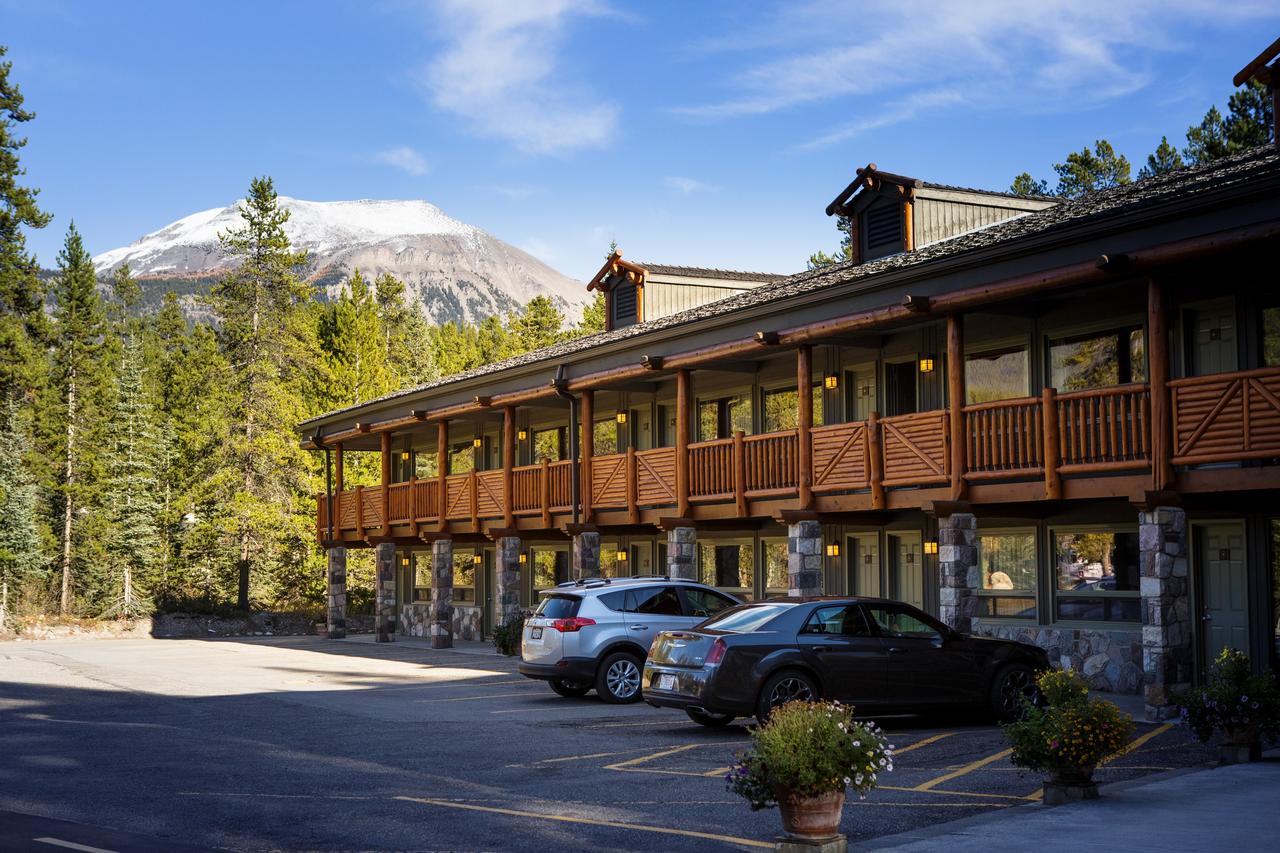 lake louise cabins