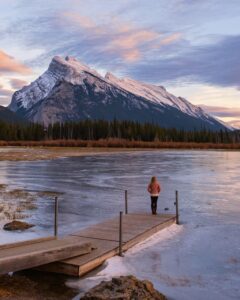 Vermilion Lakes • 6 Reasons To Visit!