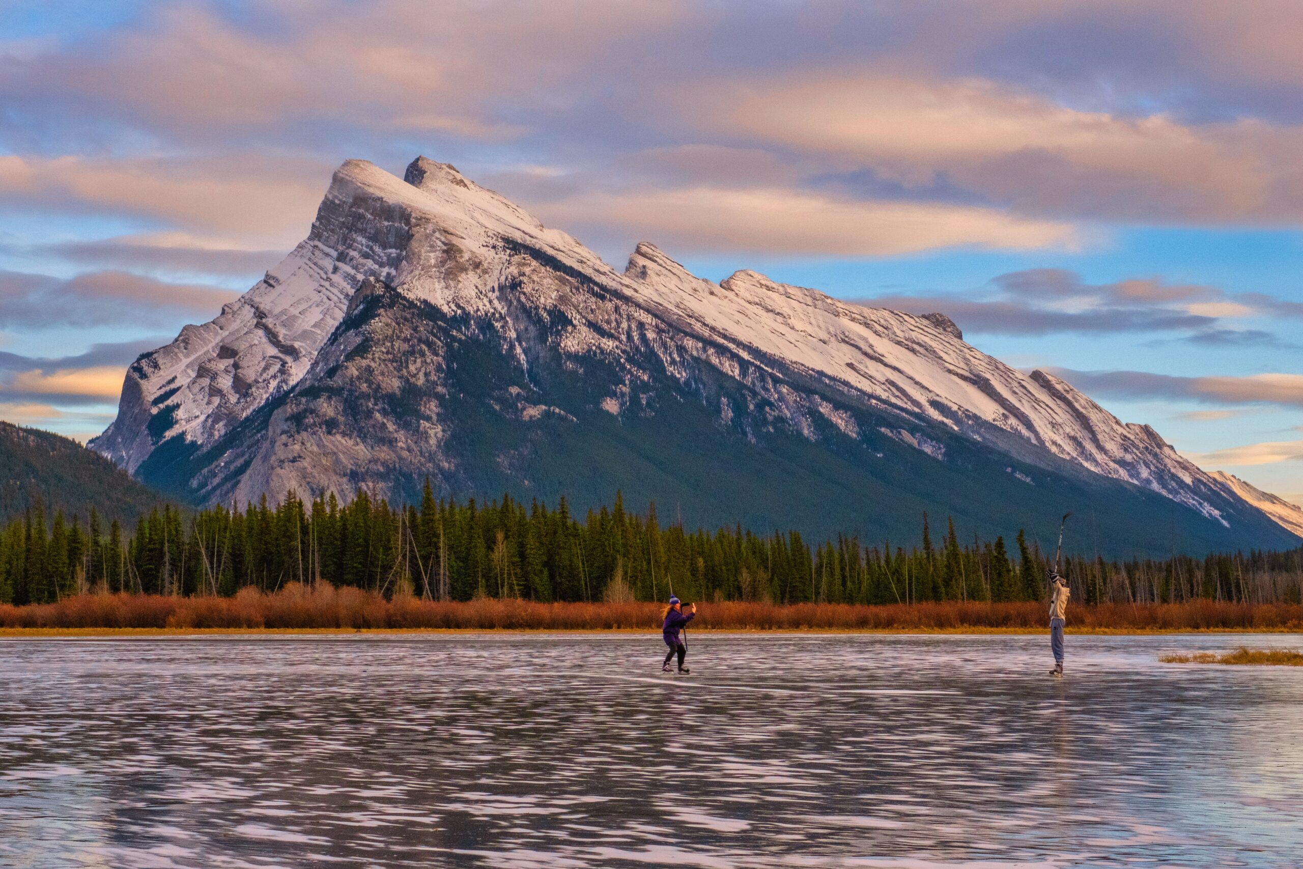 vermilion lakes skating