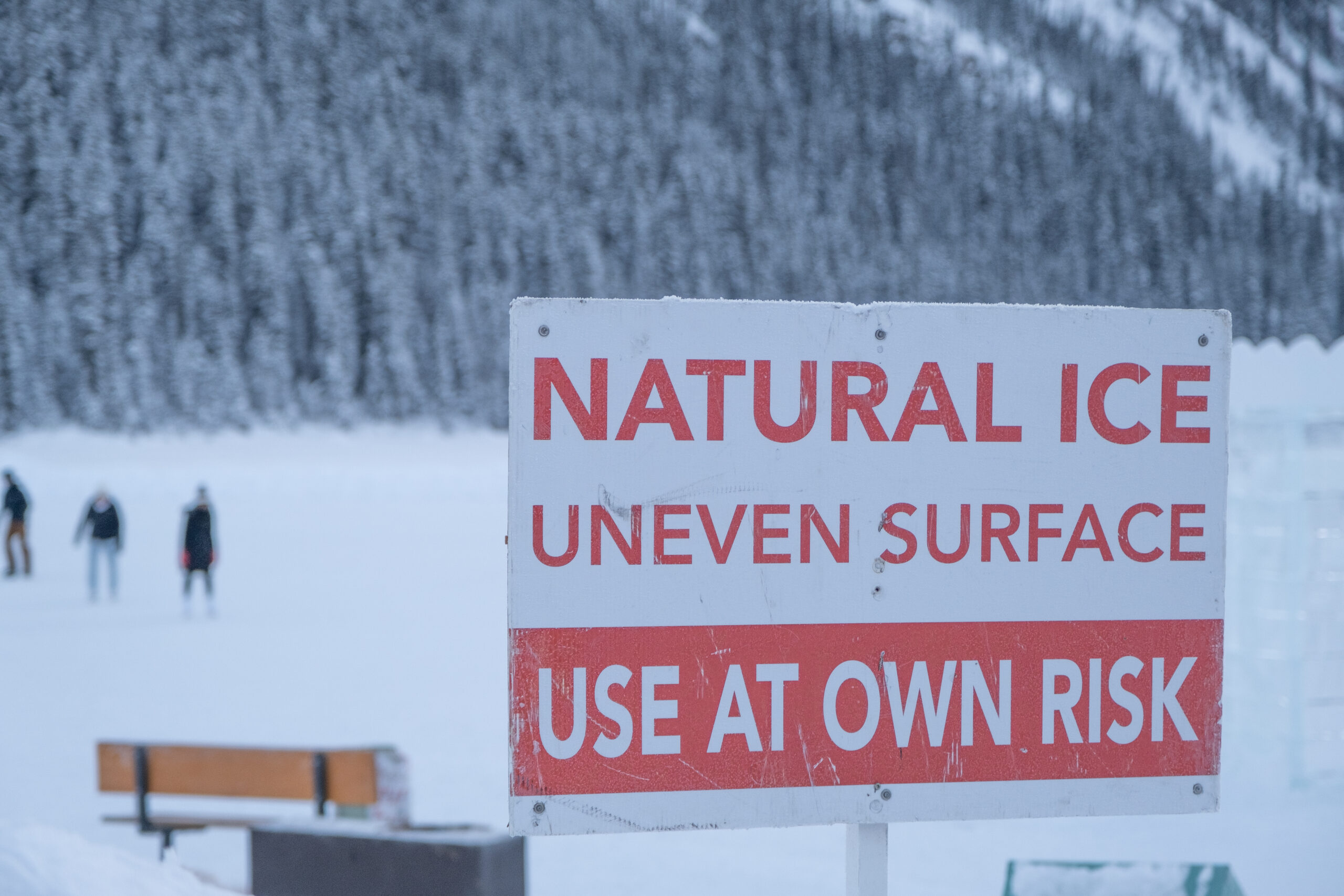 7 Best Tips For Ice Skating On Lake Louise This Winter Season (+ Lake Louise  Ice Skating Rentals, Clothes + More) - The Mandagies