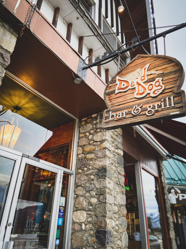 Dead Dog Bar & Grill On Jasper Food Tour