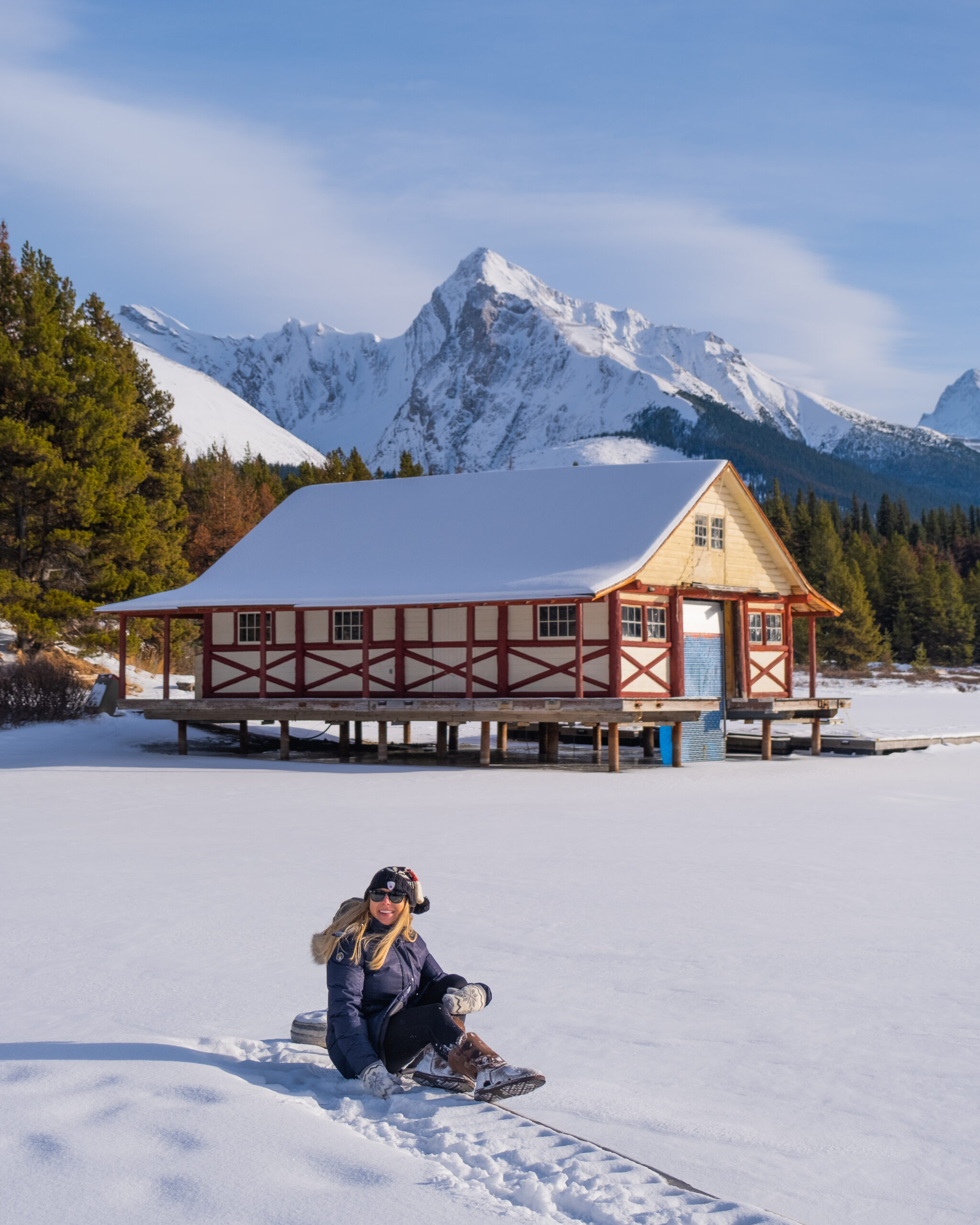 Maligne Lake in the winter