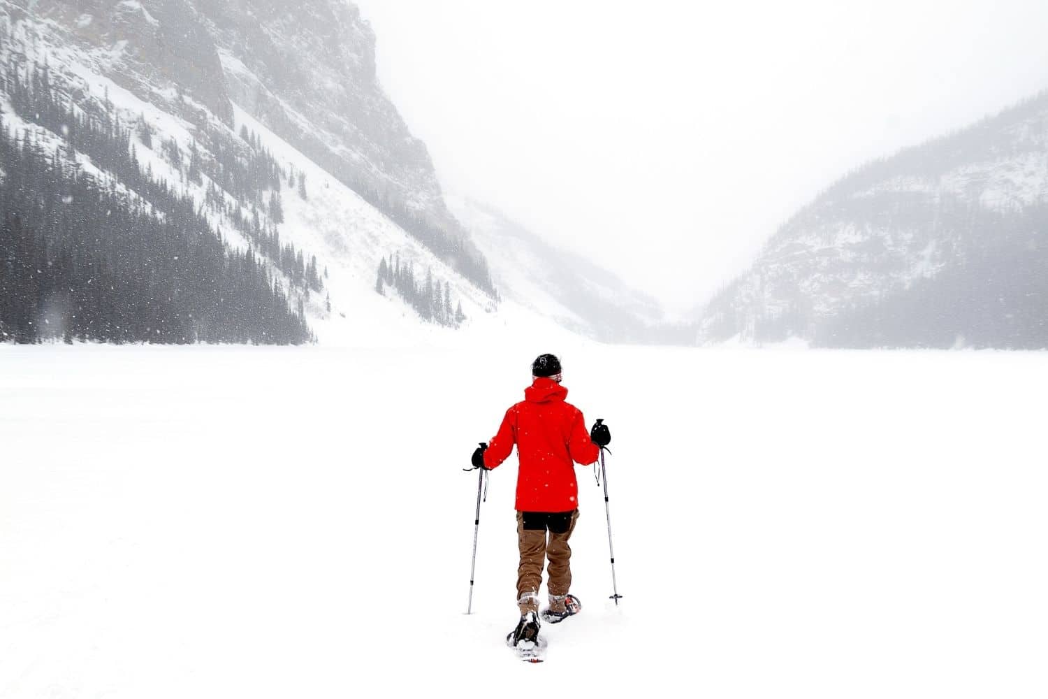 snowshoeing in banff