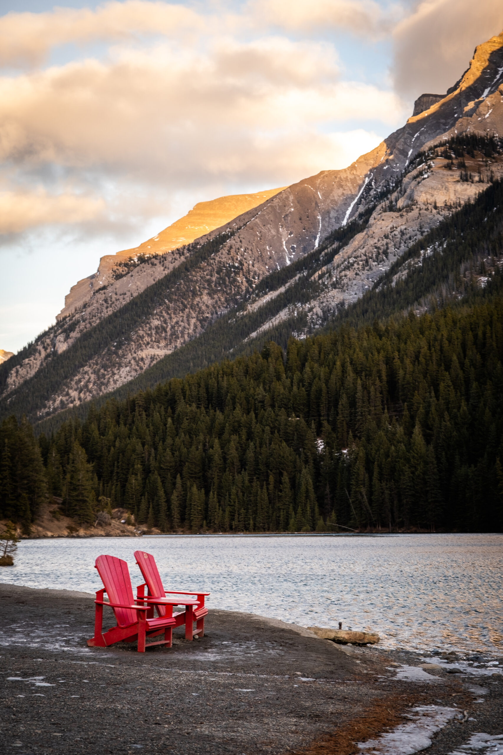 banff red chairs