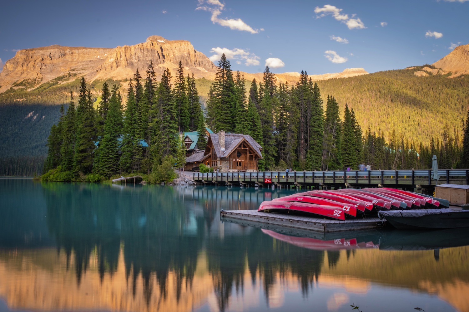 Emerald Lake Lodge Yoho National Park