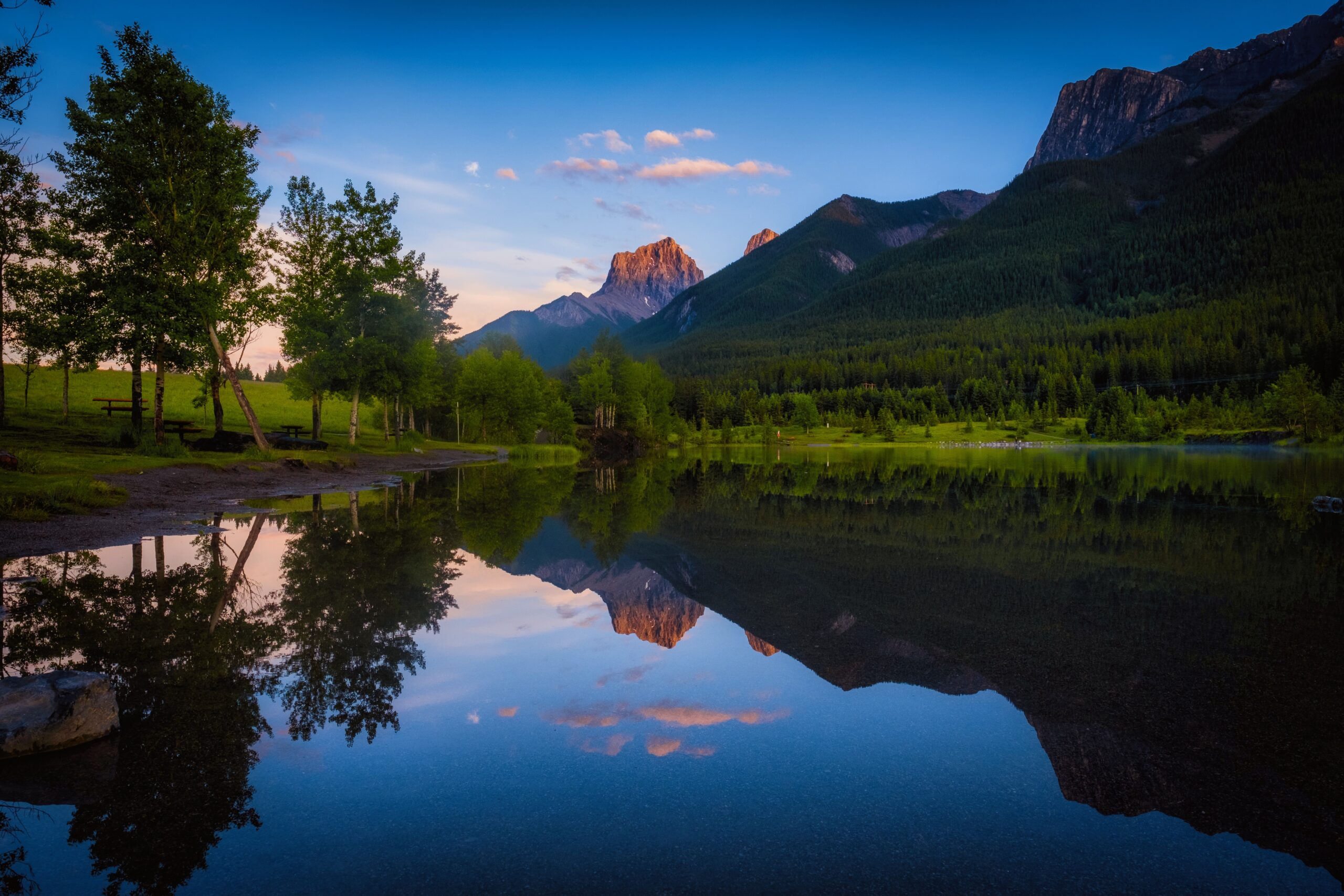 Quarry Lake CAnmore