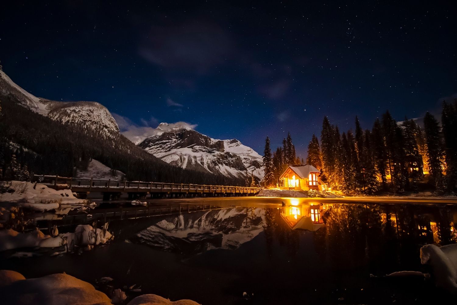 Emerald Lake Lodge  in winter