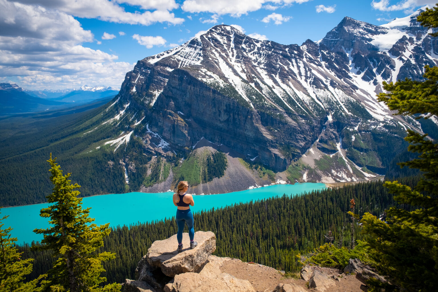 The Ultimate Guide to Lake Louise (The Complete Summer AND Winter Guide)