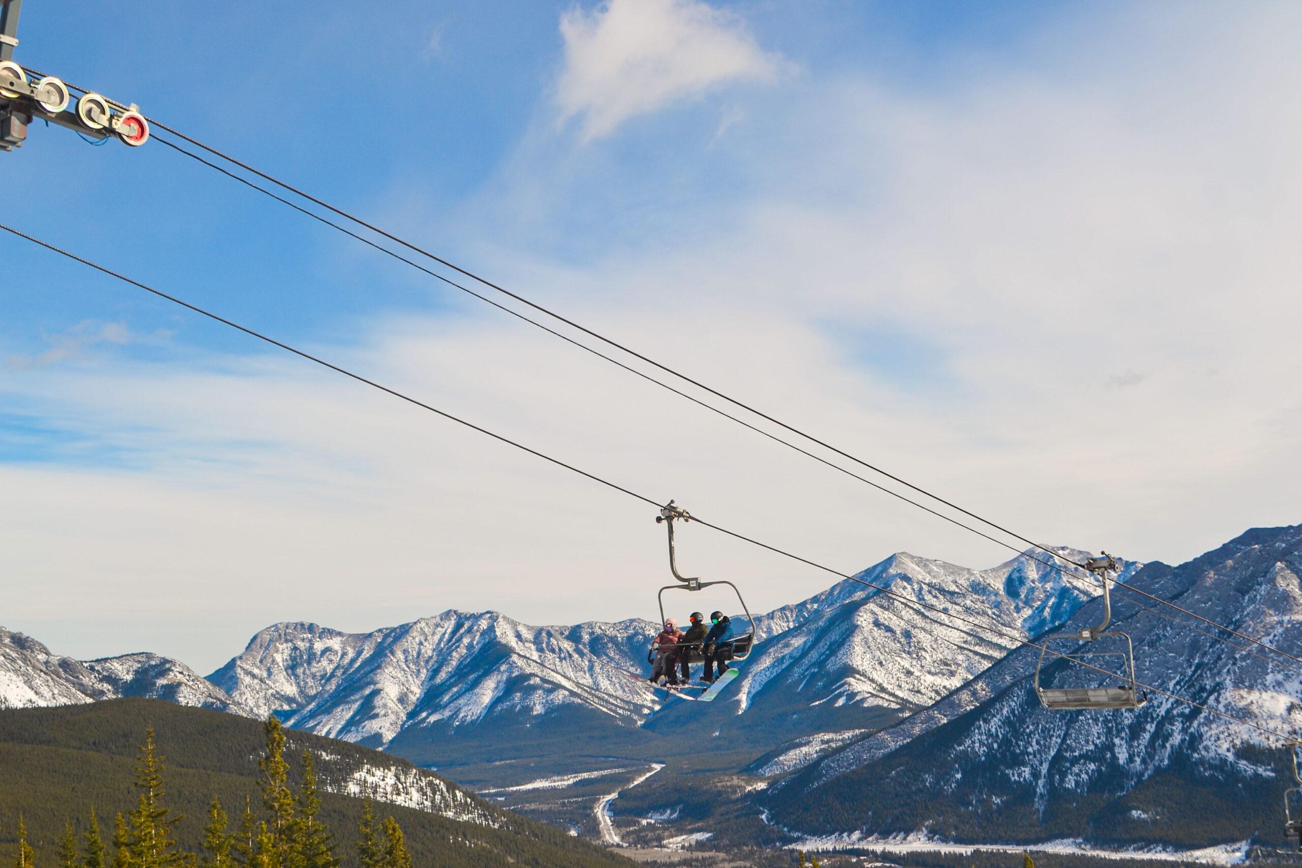 All About Nakiska Ski Resort