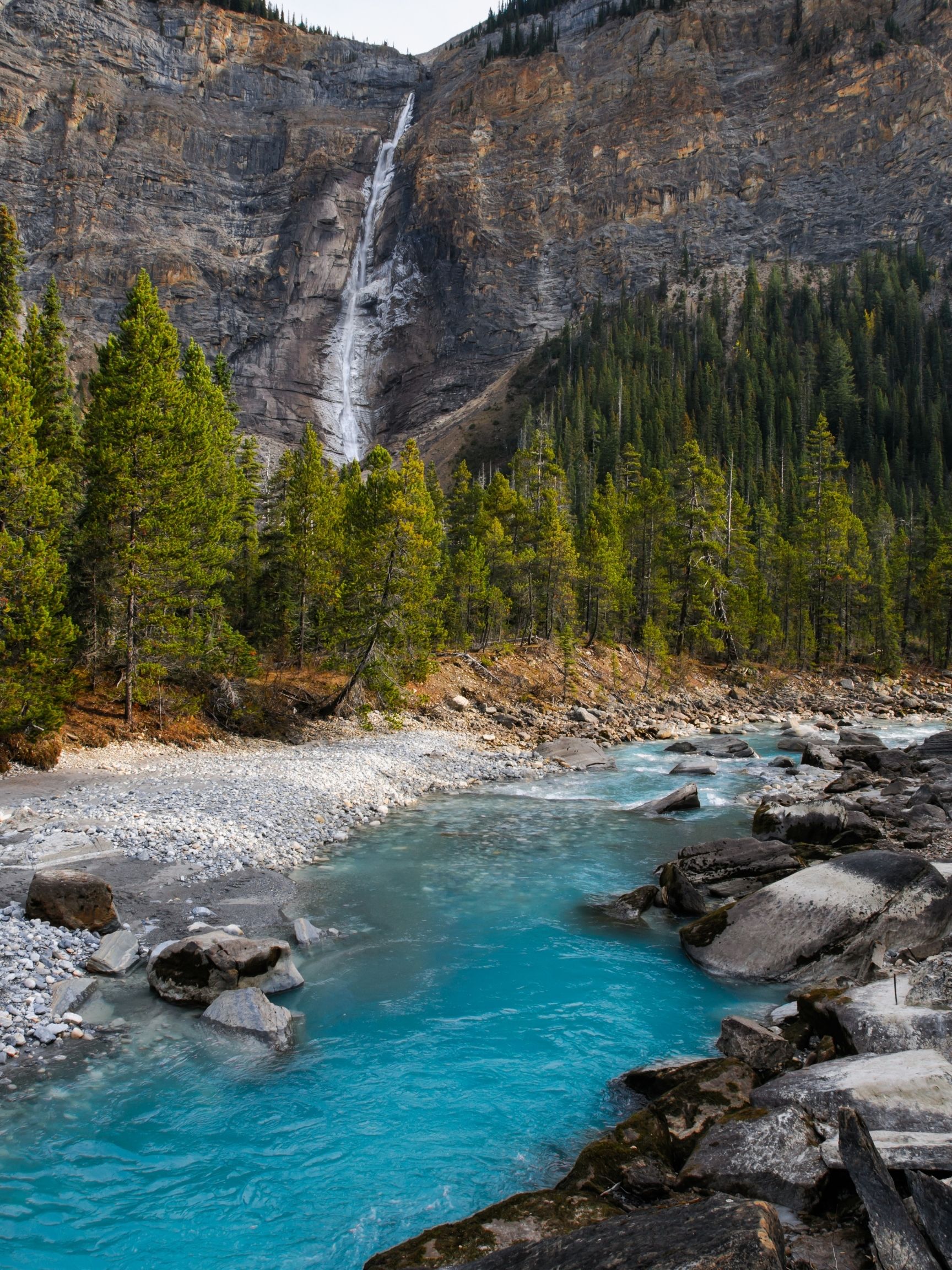 Takakkaw Falls shoulder season