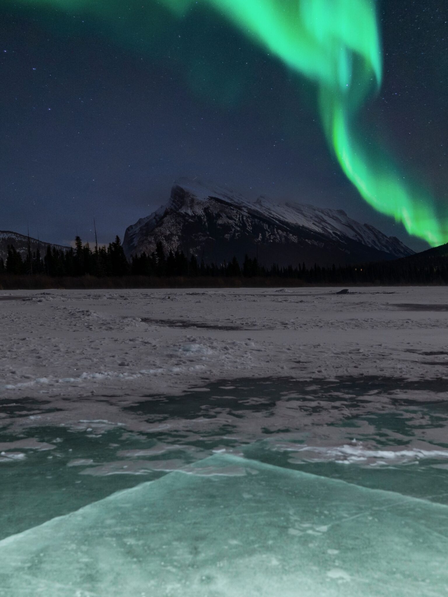 Where & HOW To See The Northern Lights in Banff (2024)