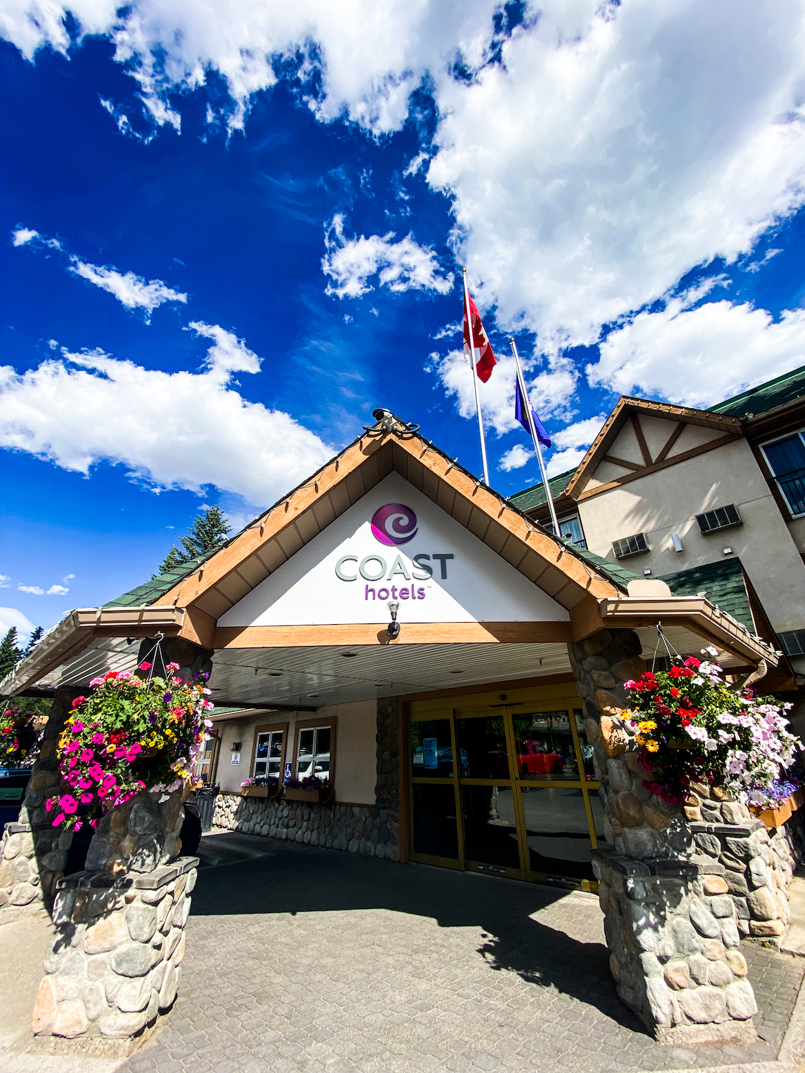 Coast Canmore Hotel & Conference Center