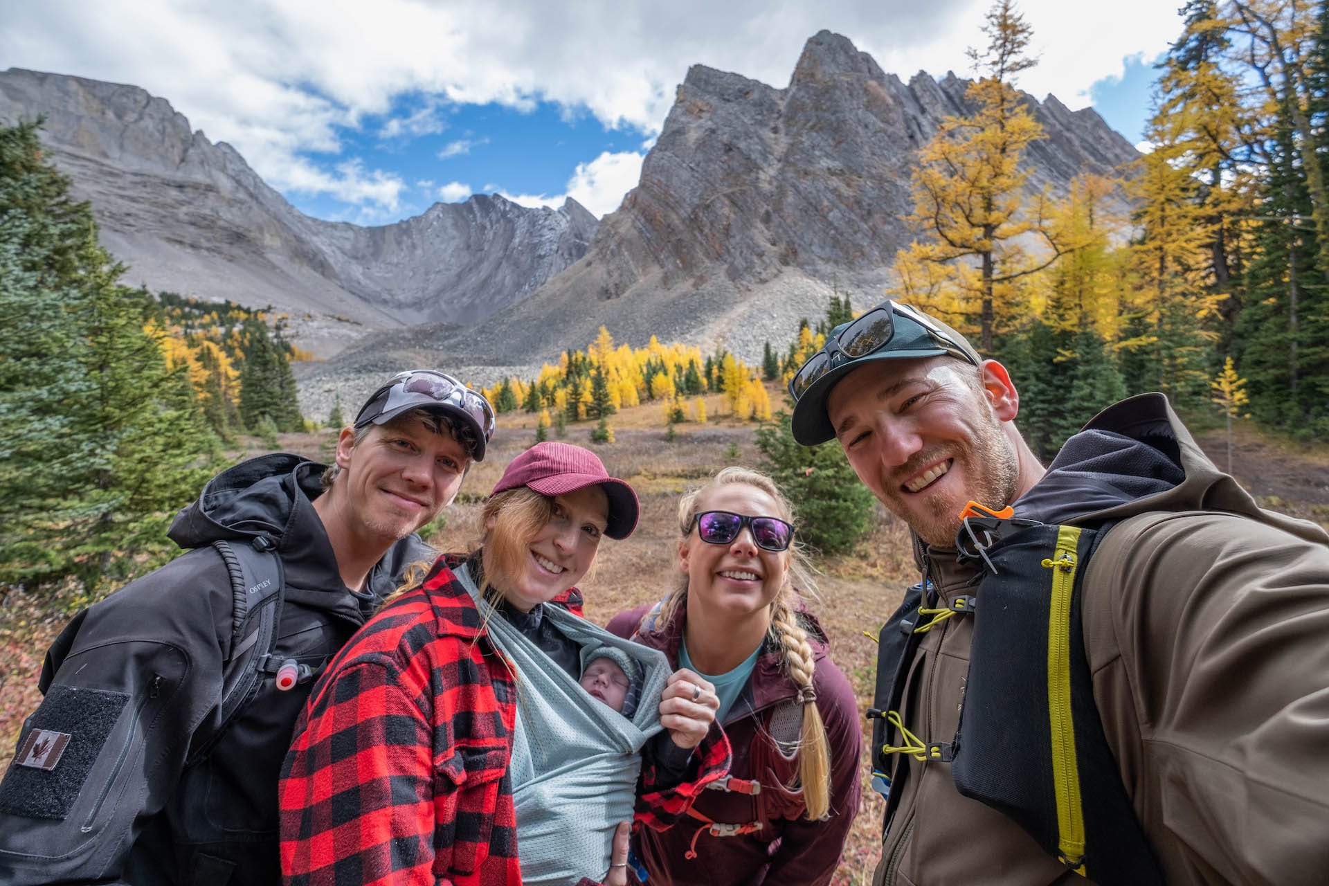 hiking Arethusa Cirque