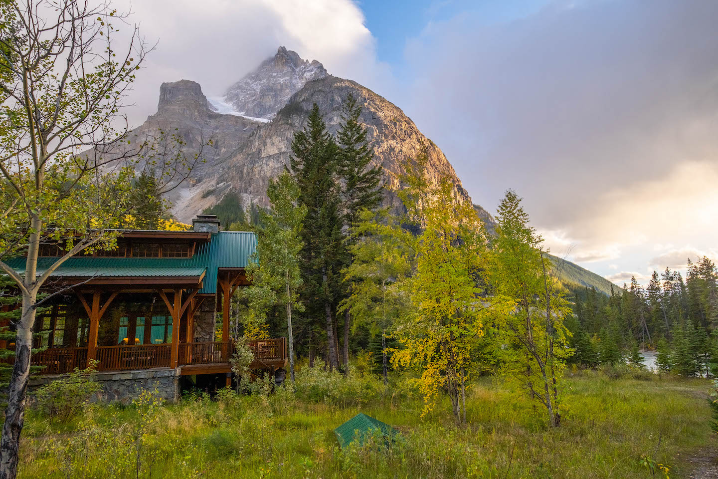 Cathedral Mountain Lodge