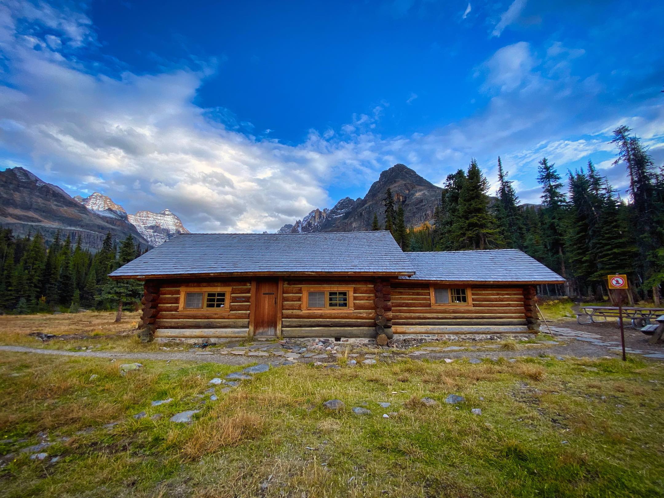 ACC Elizabeth Parker Hut At Lake O'hara