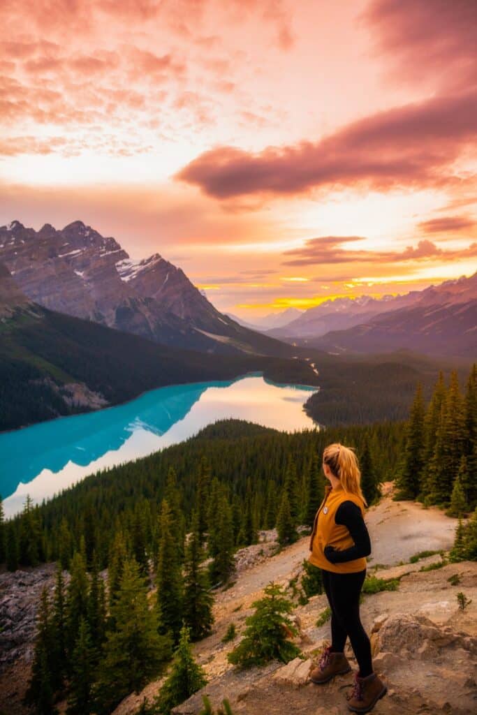 22 Things to Know BEFORE Visiting Peyto Lake