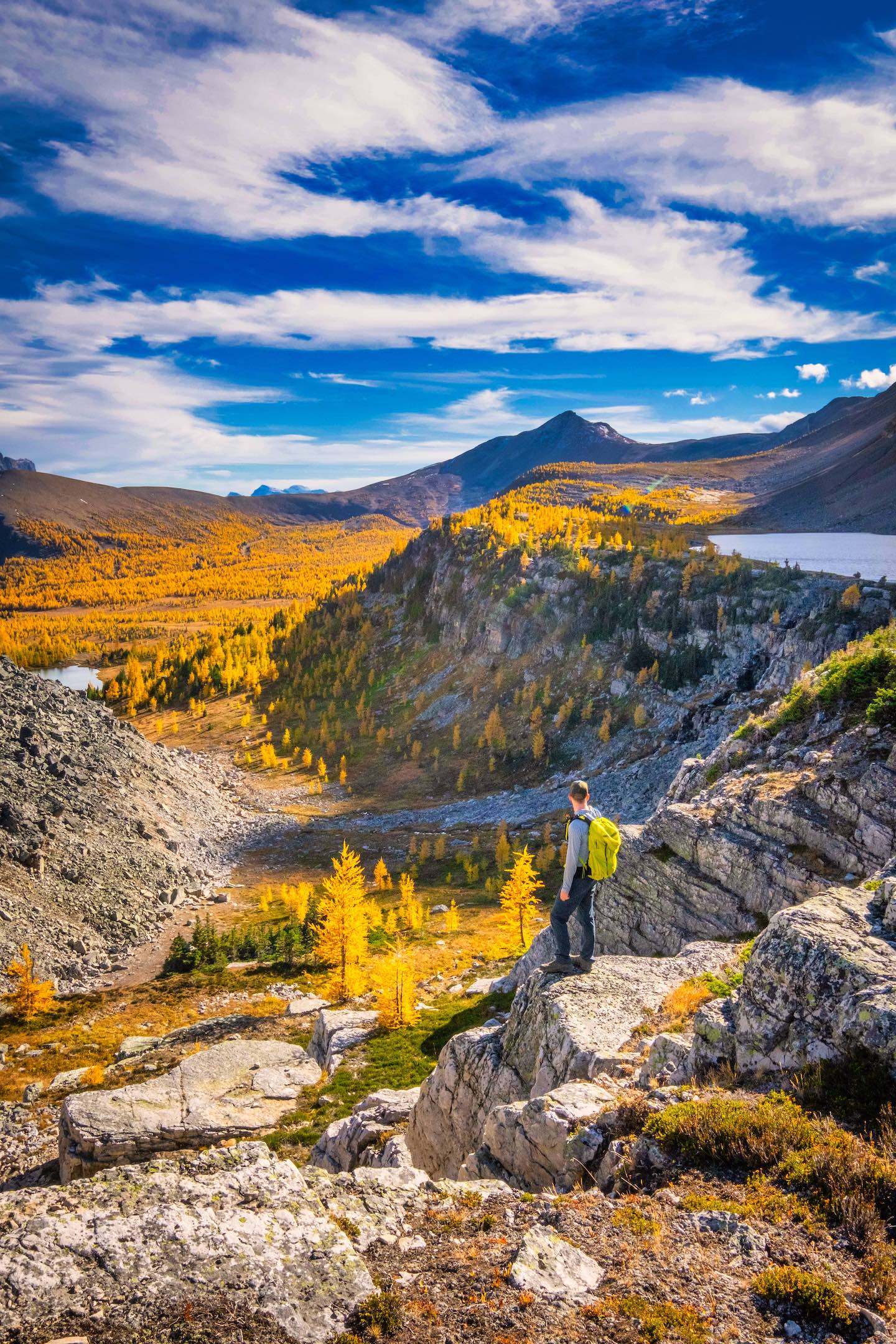 Skoki Valley in larch season