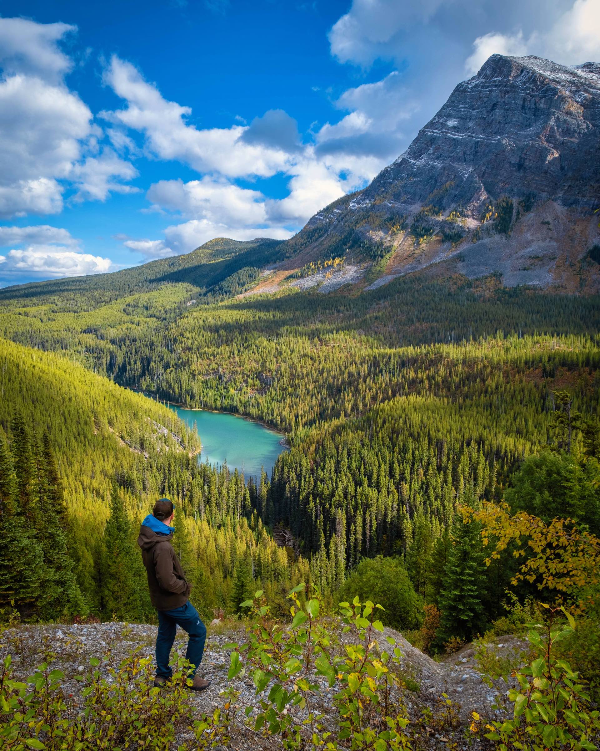 Cameron Overlooks Vista Lake At Start Of Trailhead