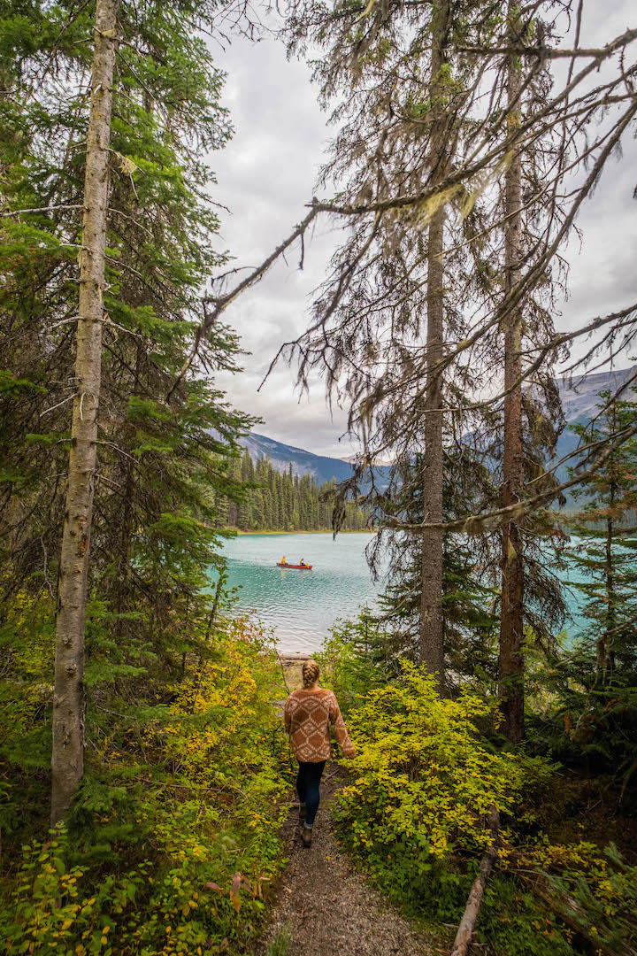 emerald lake in yoho