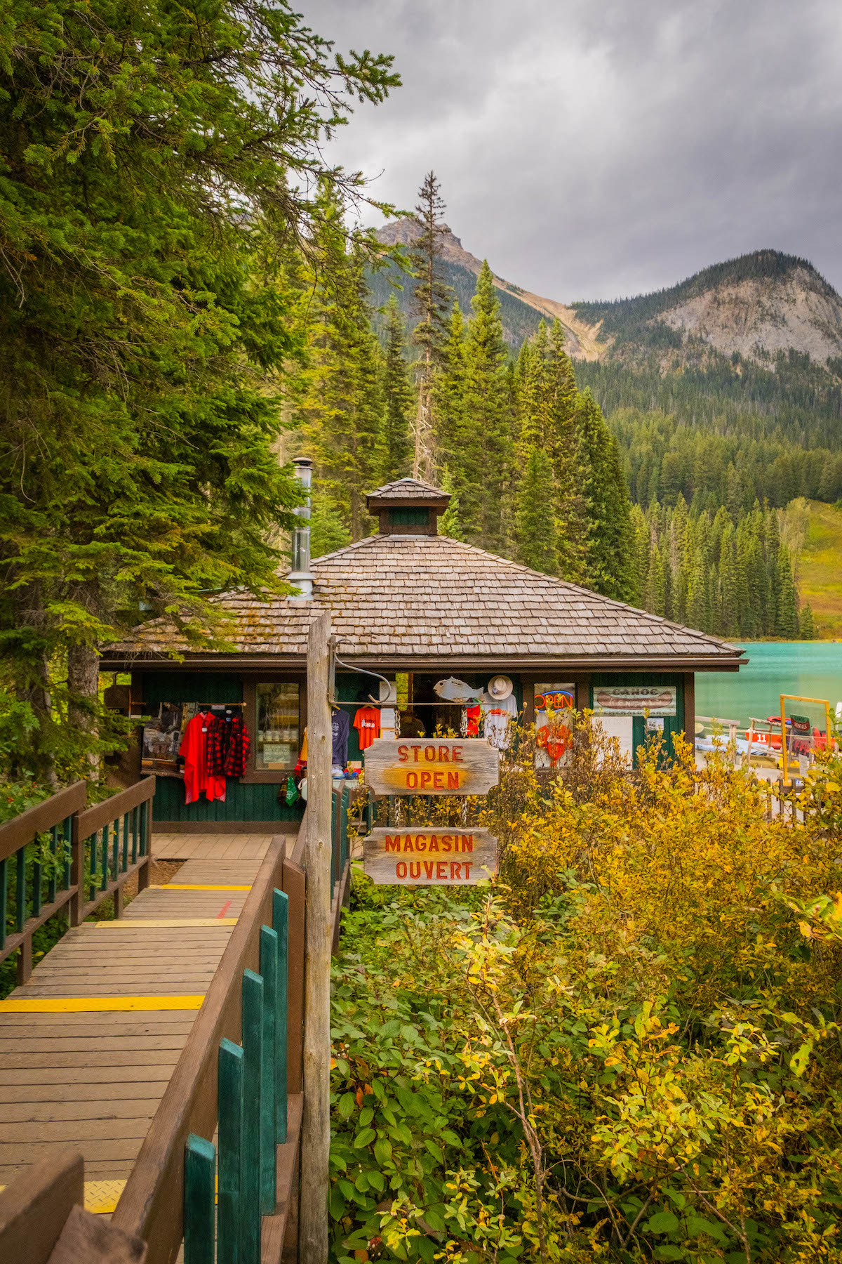 The Boathouse And Gift Shop` At Emerald Lake