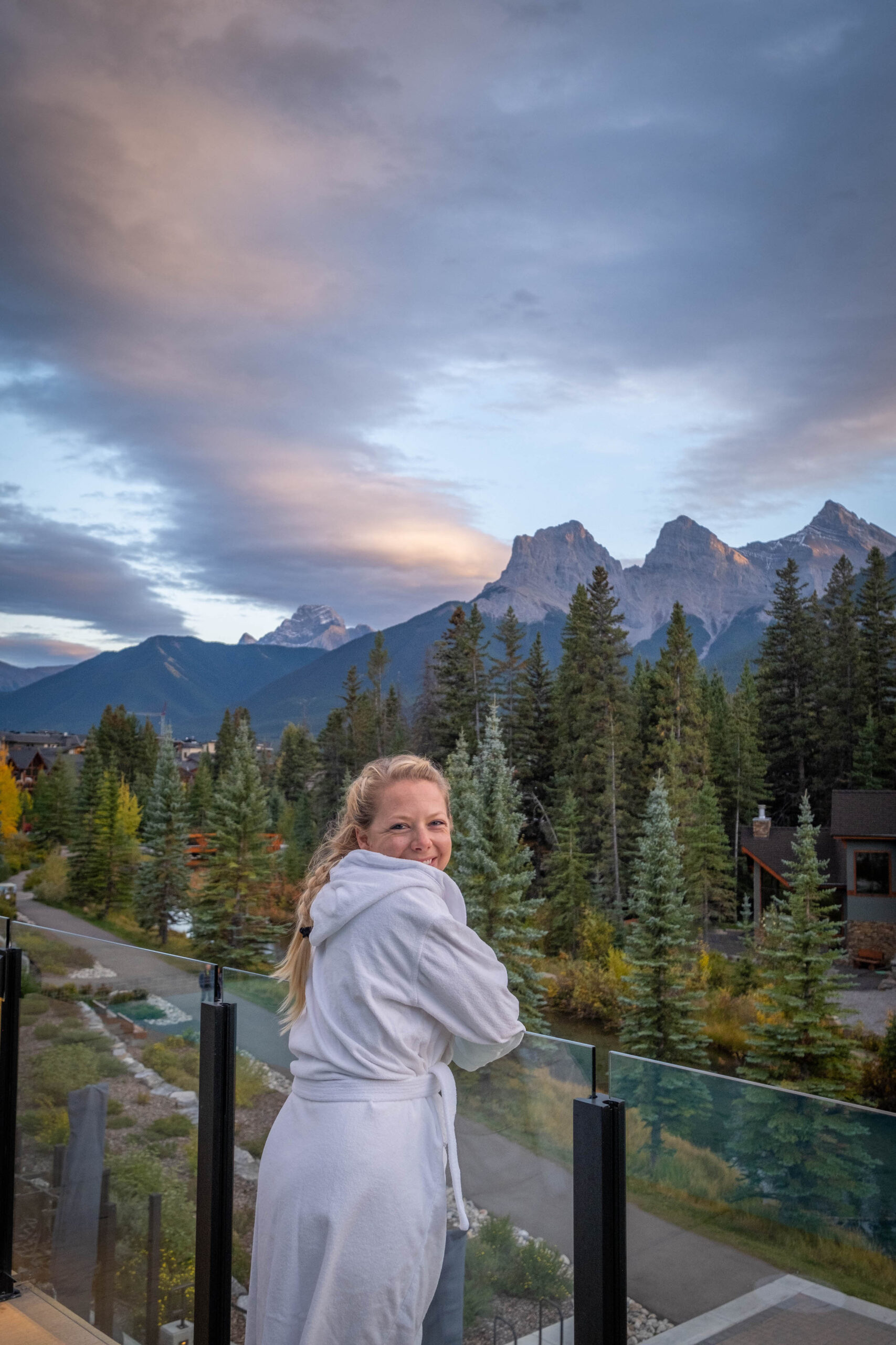  Malcolm Hotel canmore