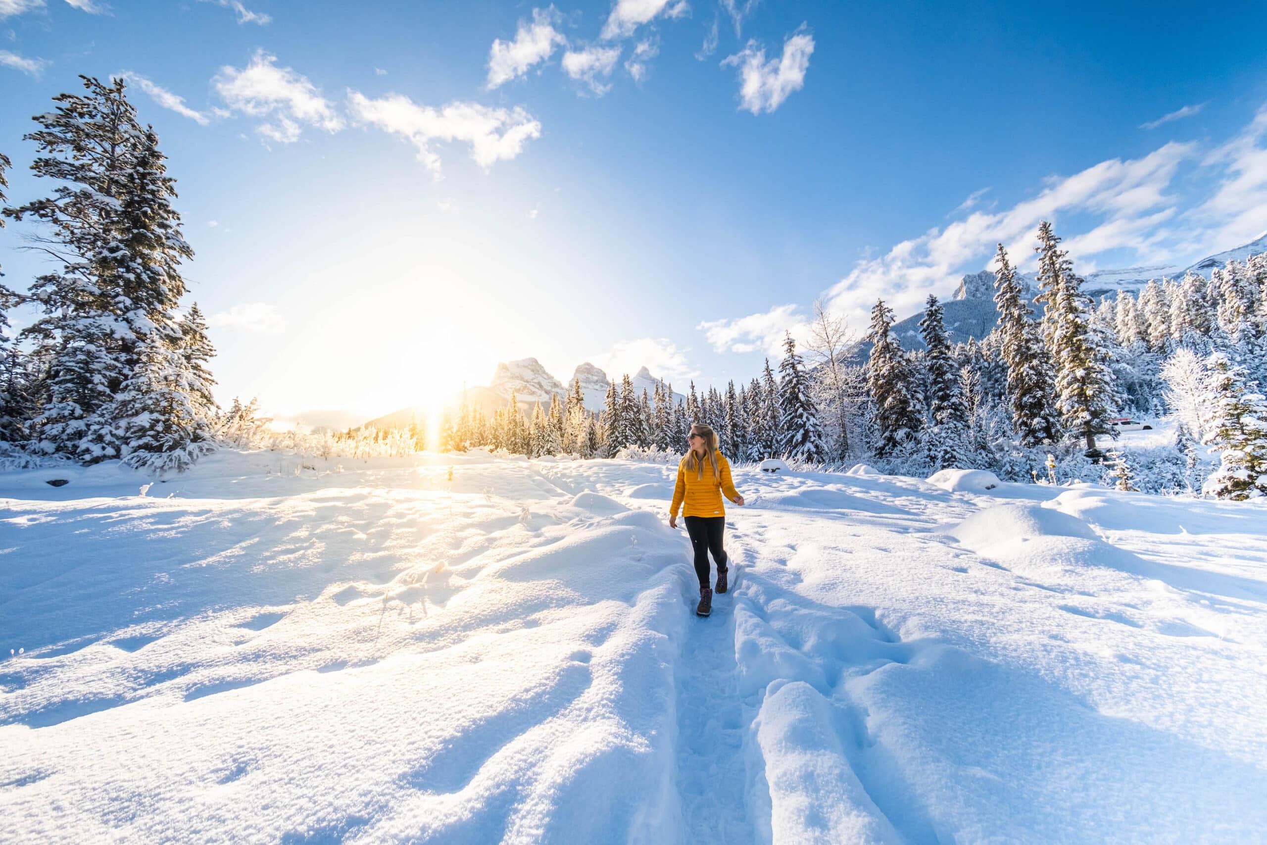 15 BEST Winter Hikes in Kananaskis and Canmore