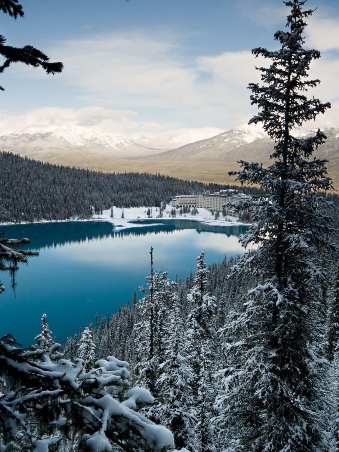 25 BEST Things To Do in Lake Louise in Winter