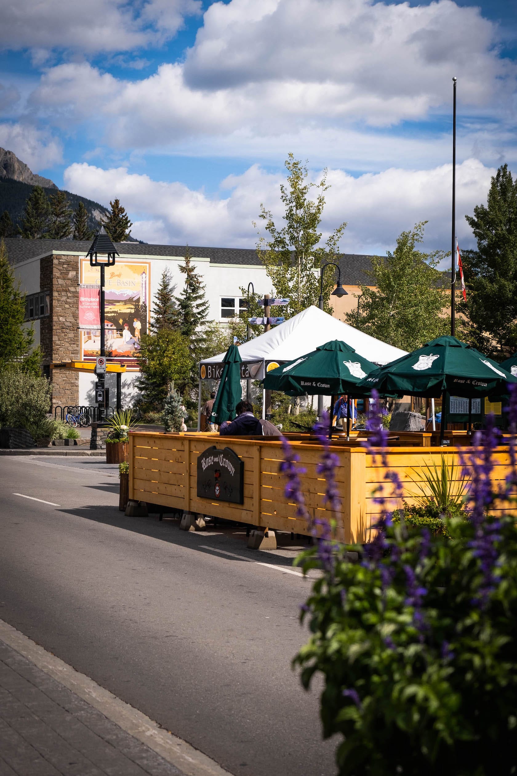 Rose and Crown Patio - Banff Patios