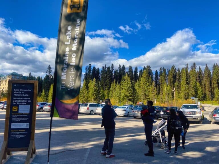 Lake Louise Shuttle (2026): FAQ About the Parks Canada Shuttle