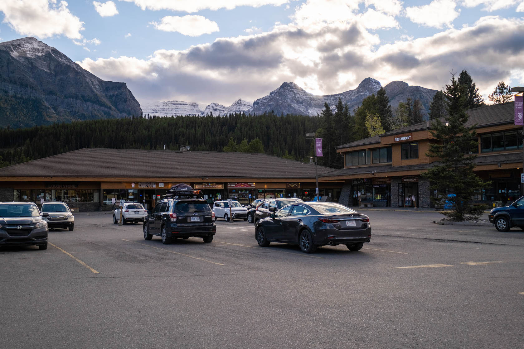 Samson Mall in Lake Louise