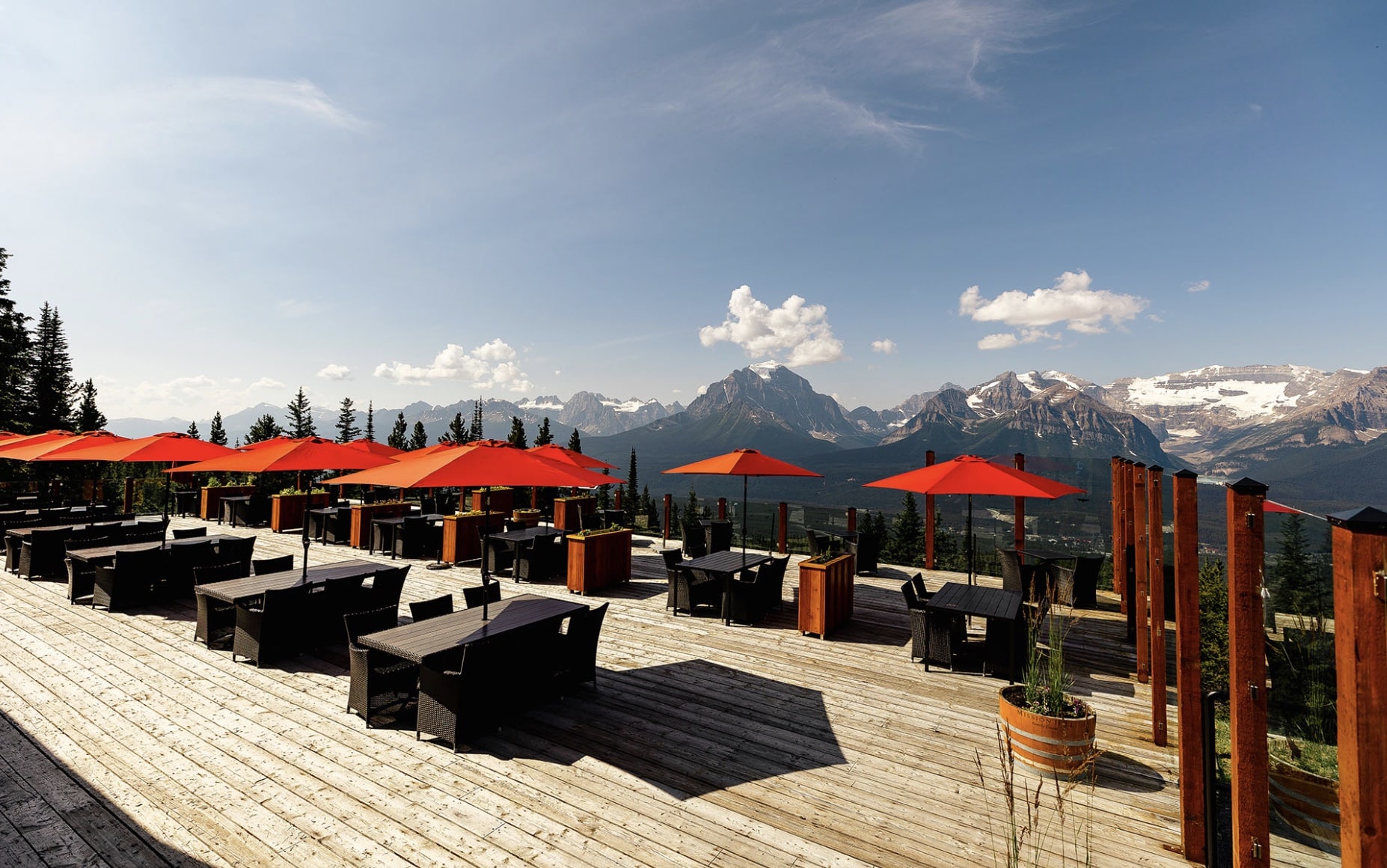 The Whitehorn Bistro At Lake Louise Ski Resort And Summer Gondola