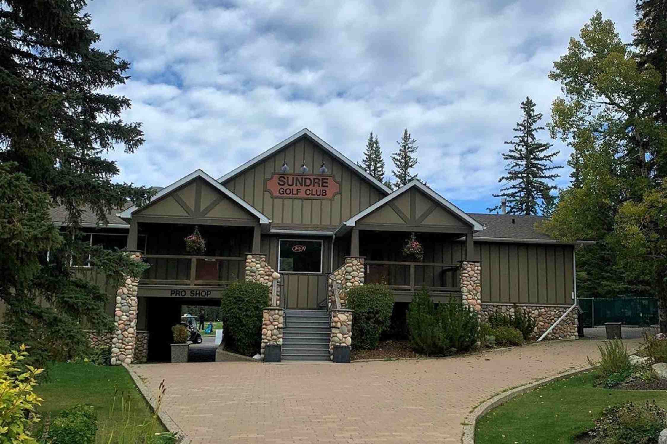 Sundre Golf Club