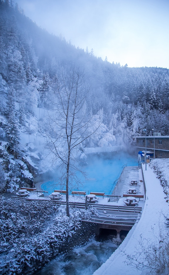 Radium Hot Springs