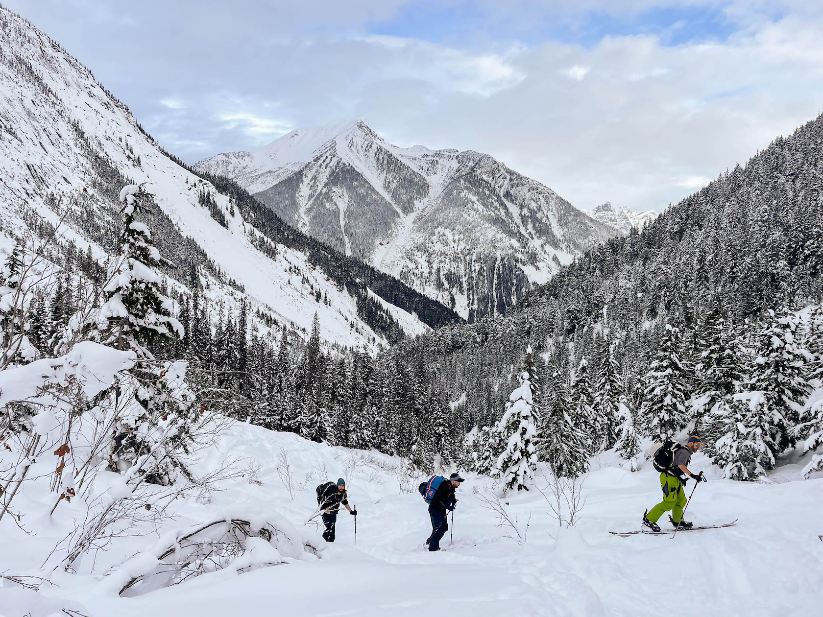 Splitboarding in Rogers Pass